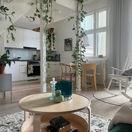Loft In The Heart Of *
